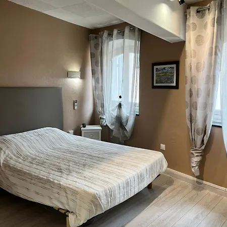 Restaurant Les Arcades Szálloda 2*