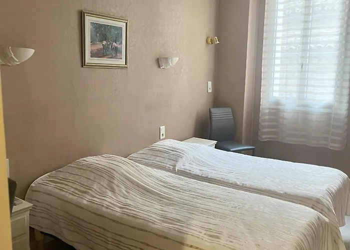 Hotel Restaurant Les Arcades