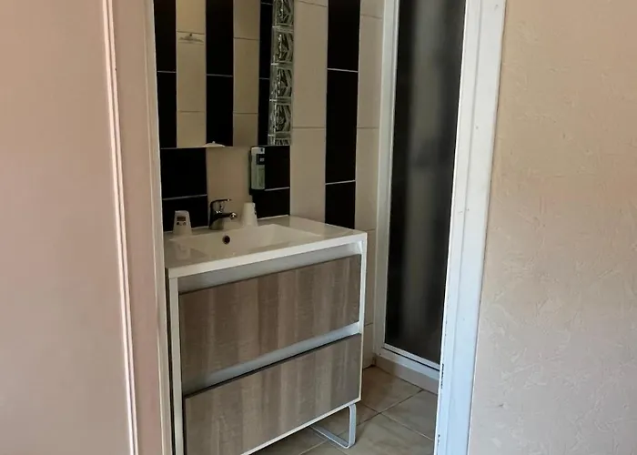 Les Arcades Hotel Limoux