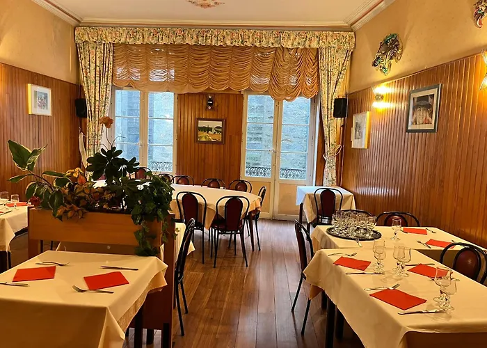 Hotel Les Arcades Limoux