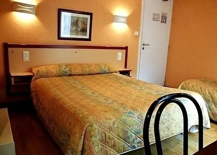 Hotel Les Arcades Limoux